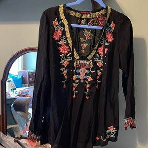 Johnny Was Embroidered top boho/ hippie sz small